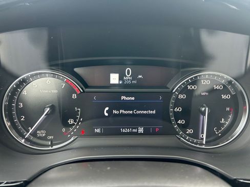 Used 2025 Cadillac XT6 Premium Luxury image 16