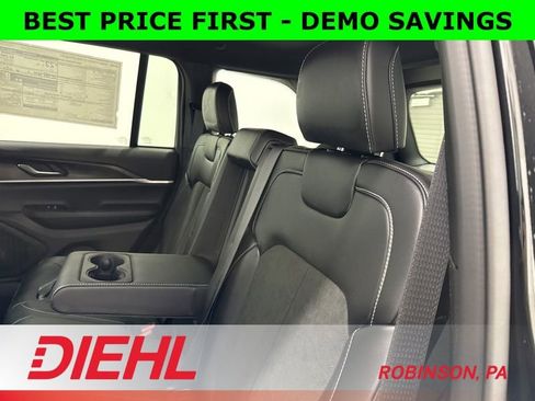 New 2026 Jeep Grand Cherokee Altitude AWD/4WD image 17