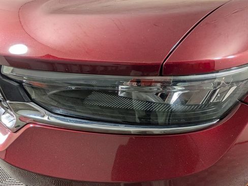 Certified 2024 Jeep Grand Cherokee Laredo image 15