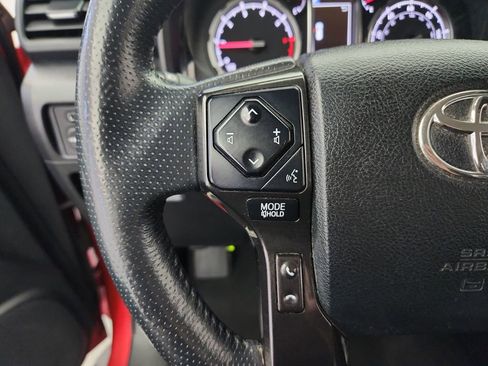 Used 2020 Toyota 4Runner TRD Off-Road Premium AWD/4WD image 19