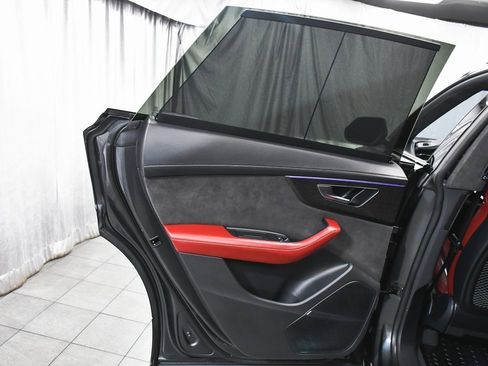 Used 2022 Audi SQ8 Premium Plus w/ Executive Package image 15