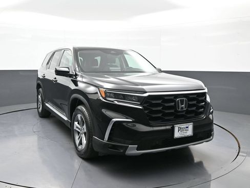 Certified 2023 Honda Pilot EX-L image 3
