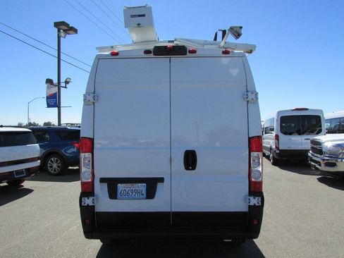Used 2023 RAM ProMaster 2500 FWD image 8