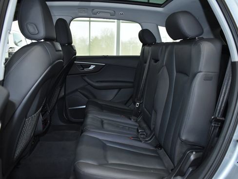 Used 2023 Audi Q7 2.0T Premium Plus w/ Premium Plus Package image 32