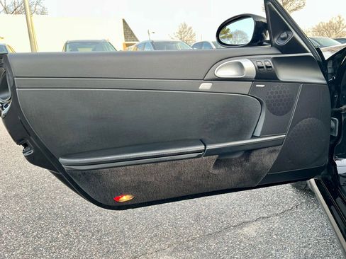 Used 2005 Porsche Boxster S image 38