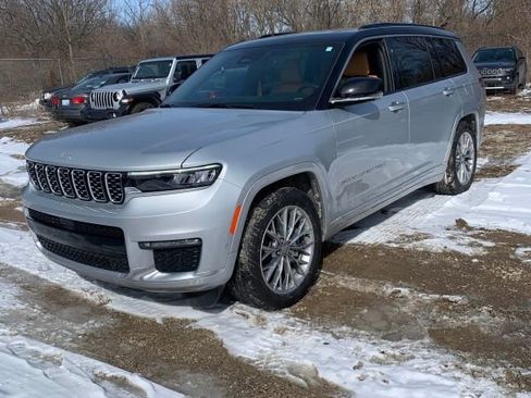 Used 2025 Jeep Grand Cherokee L Summit image 1