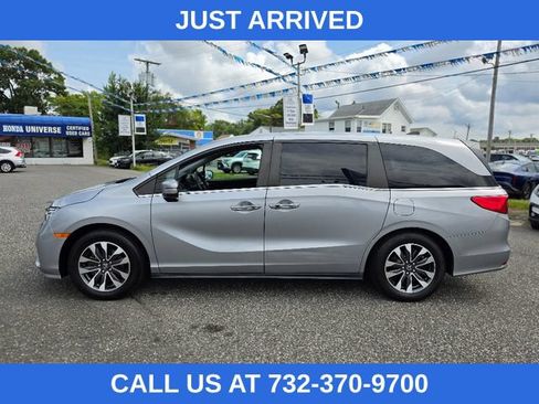 Used 2022 Honda Odyssey EX-L image 2