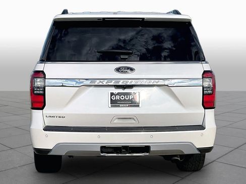 Used 2019 Ford Expedition Limited w/ Driver Assistance Package RWD image 5