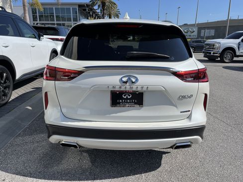 Certified 2020 INFINITI QX50 Essential w/ Edition 30 Package FWD image 4