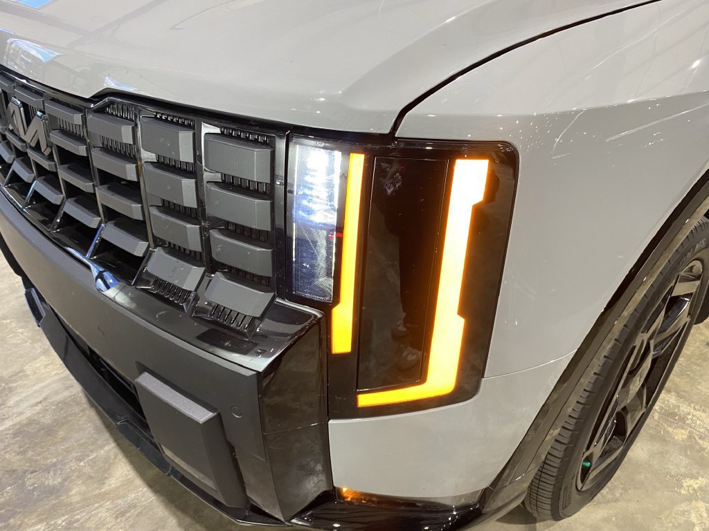 Used 2027 Kia Telluride EX X-Line w/ Towing Package AWD/4WD image 16