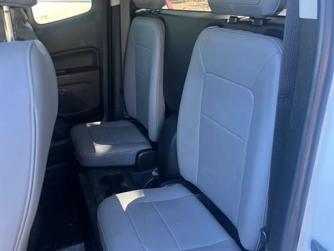 Used 2017 Chevrolet Colorado W/T RWD image 11