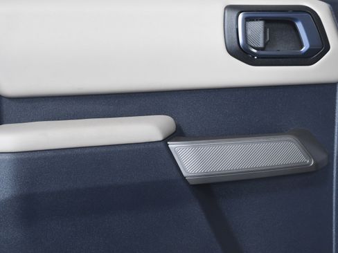 Used 2023 Ford Bronco Wildtrak image 23