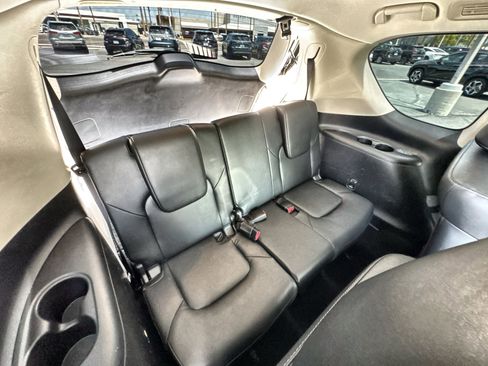 Used 2022 INFINITI QX80 Luxe w/ Cargo Package image 27
