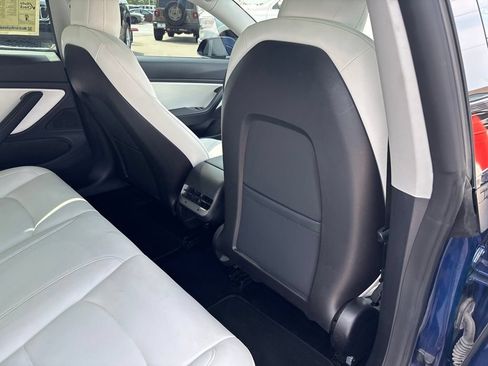 Used 2019 Tesla Model 3 AWD/4WD image 17