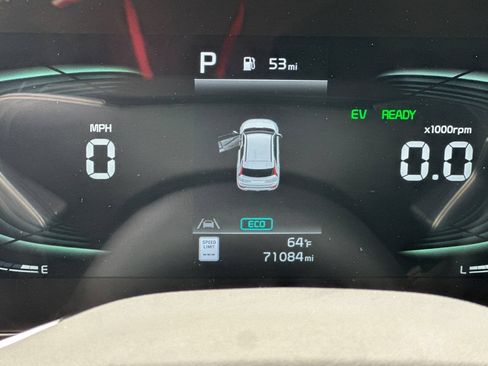 Used 2023 Kia Niro FWD image 32