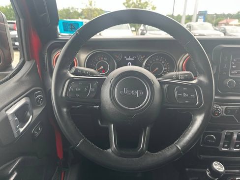 Used 2020 Jeep Wrangler Sport AWD/4WD image 18