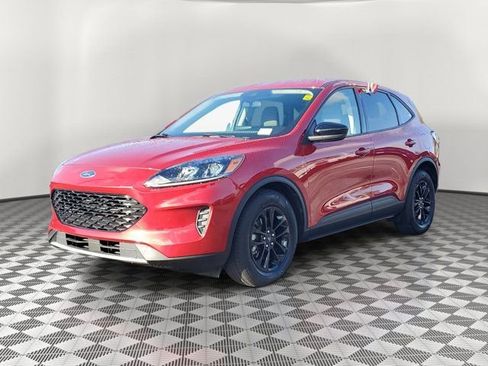 Certified 2020 Ford Escape SE Sport image 3