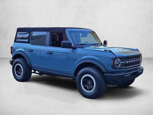 Used 2022 Ford Bronco 4-Door AWD/4WD image 3