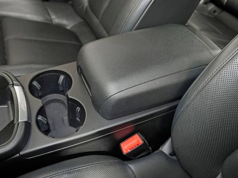 Certified 2023 Porsche Macan S AWD/4WD image 35
