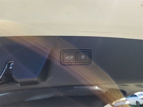 New 2024 Hyundai Santa Fe XRT image 9