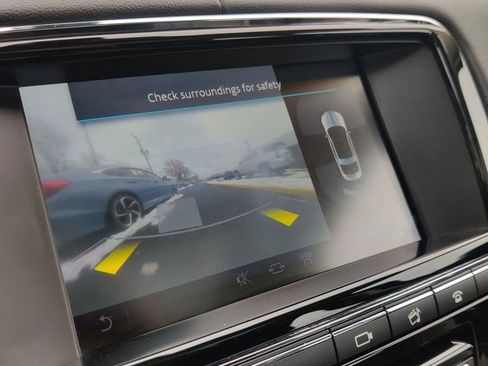 Used 2016 Jaguar XJ AWD/4WD image 29