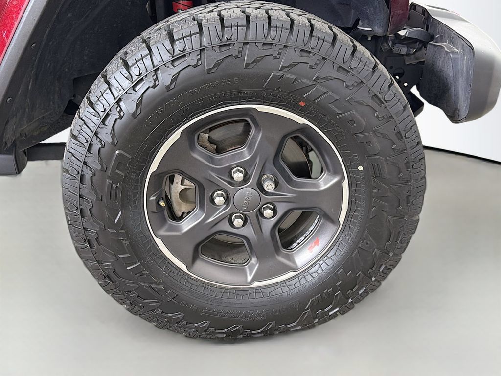 Used 2021 Jeep Gladiator Rubicon AWD/4WD image 27