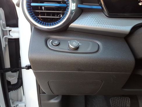 New 2026 Chevrolet Trax LT w/ Driver Confidence Package image 15