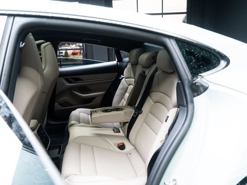 Used 2025 Porsche Taycan RWD image 37