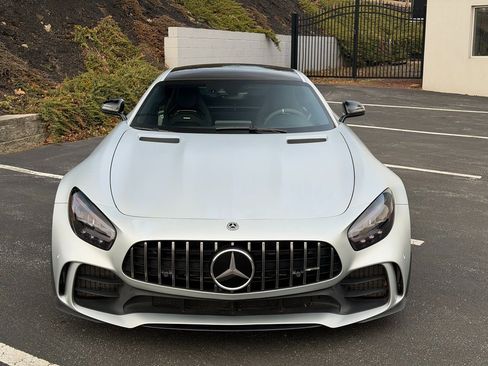 Used 2020 Mercedes-Benz AMG GT R image 2
