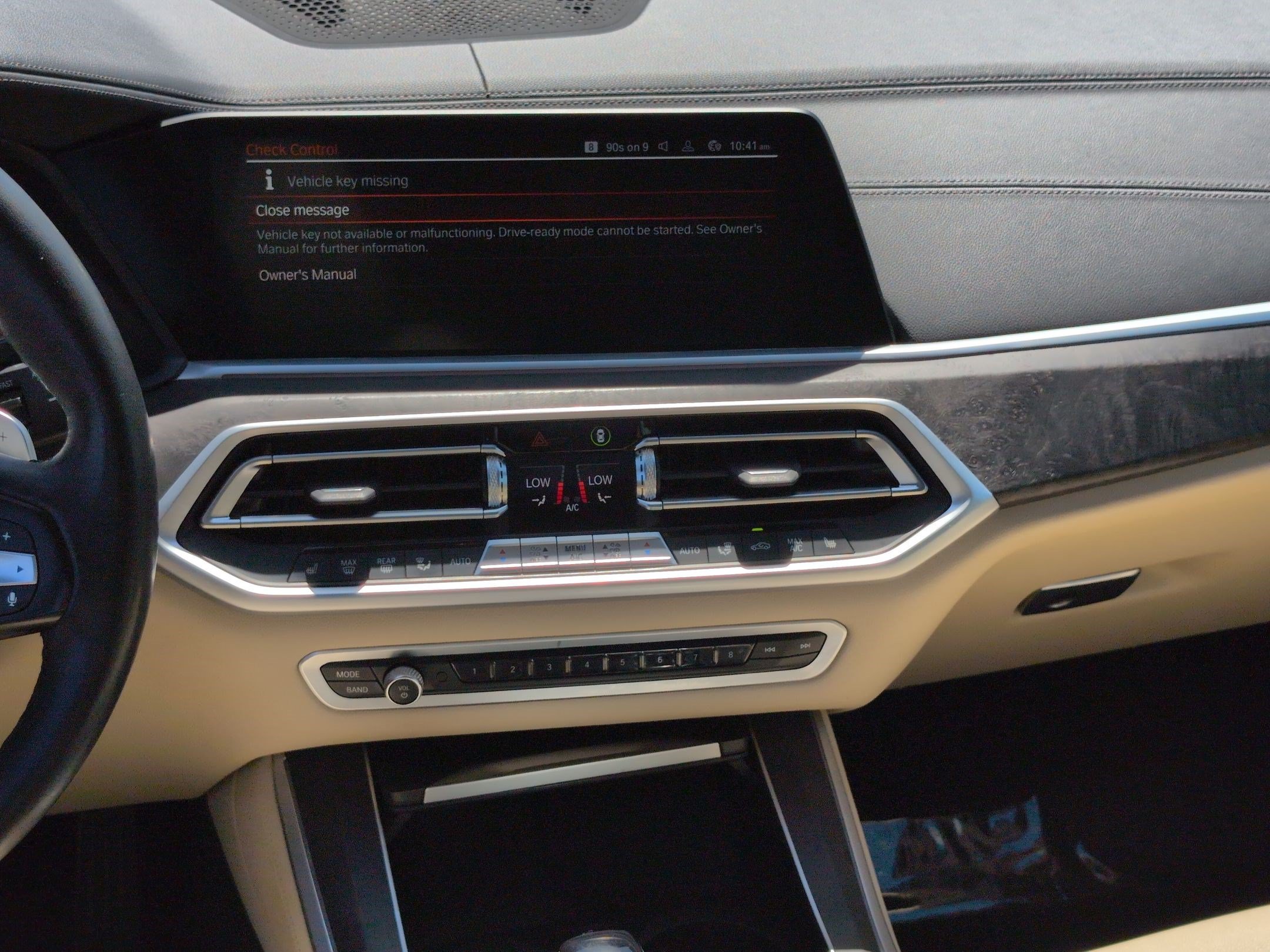 Used 2022 BMW X5 xDrive40i w/ Premium Package AWD/4WD image 30