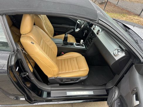 Used 2008 Ford Mustang GT image 6