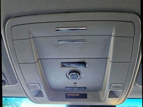 Used 2019 Chevrolet Tahoe LT image 44