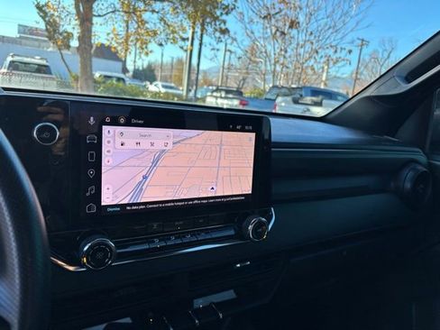 Used 2023 Chevrolet Colorado W/T image 20