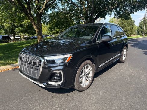 Used 2026 Audi Q7 3.0T Premium Plus w/ Premium Plus Package AWD/4WD image 3