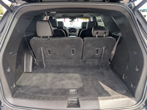 Used 2023 Chevrolet Traverse Premier w/ Redline Edition FWD image 15