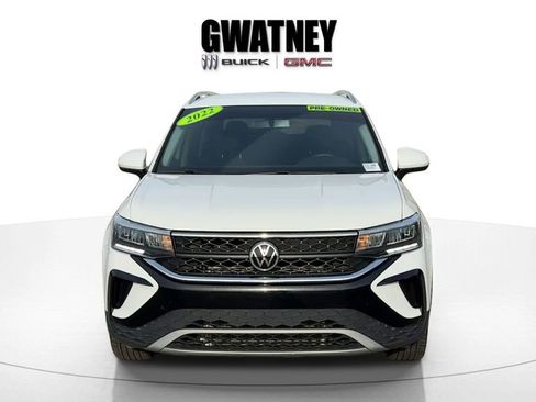 Used 2022 Volkswagen Taos SE FWD image 8