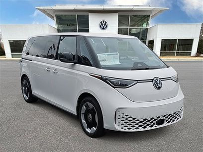 New 2025 Volkswagen ID. Buzz Pro S