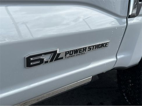 New 2025 Ford F350 Lariat w/ Lariat Ultimate Package image 16