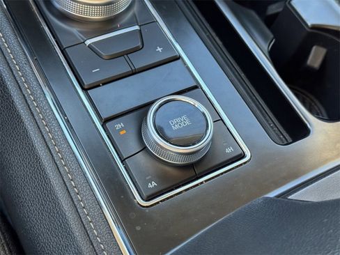 Certified 2022 Ford Expedition XLT image 18