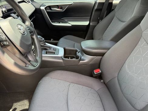 Used 2025 Toyota RAV4 XLE w/ Convenience Package FWD image 12
