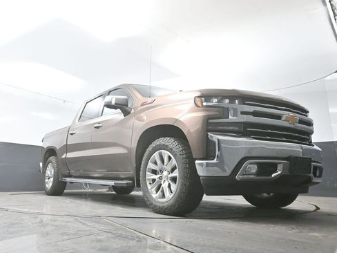 Used 2019 Chevrolet Silverado 1500 LTZ image 24