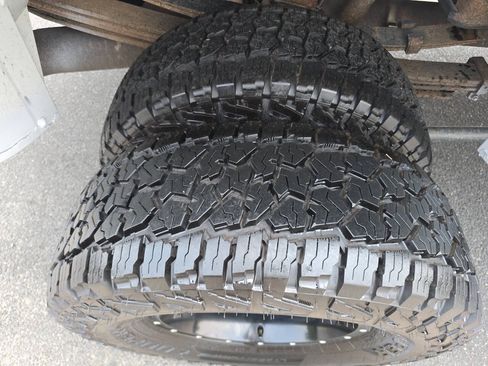 Used 2011 GMC Sierra 3500 Denali AWD/4WD image 31