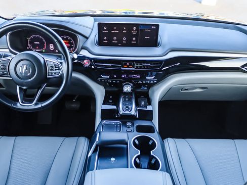 Used 2022 Acura MDX SH-AWD w/ Technology Package image 11