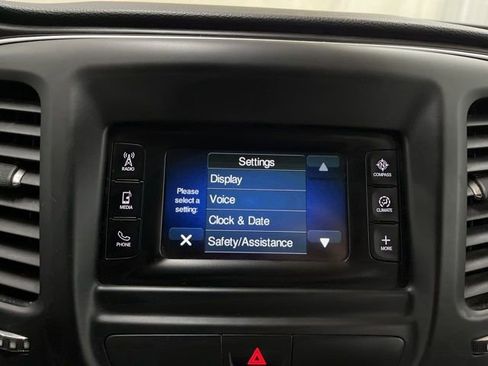 Used 2015 Chrysler 200 Limited w/ Convenience Group image 44