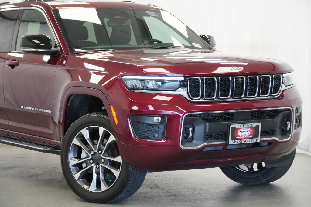 Certified 2025 Jeep Grand Cherokee Overland w/ Adv Protech Group III AWD/4WD image 6