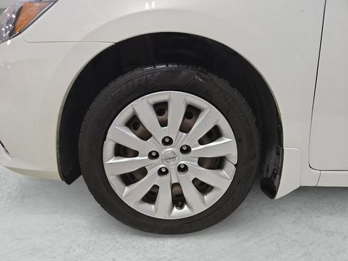 Used 2016 Nissan Sentra SV image 23