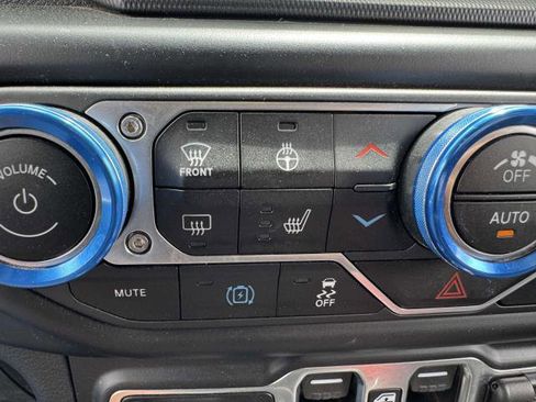 Used 2022 Jeep Wrangler Unlimited Rubicon 4xe w/ Cold Weather Group image 14