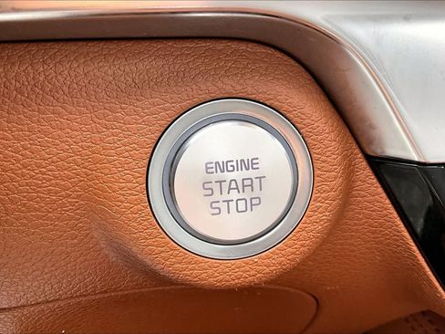 Used 2024 Kia Telluride SX Prestige X-Pro AWD/4WD image 32