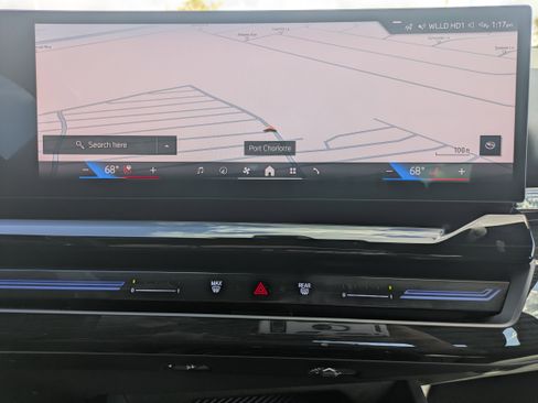 Used 2026 BMW 530i w/ M Sport Package image 24