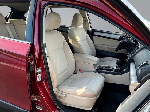Used 2016 Subaru Outback 2.5i Premium AWD/4WD image 27